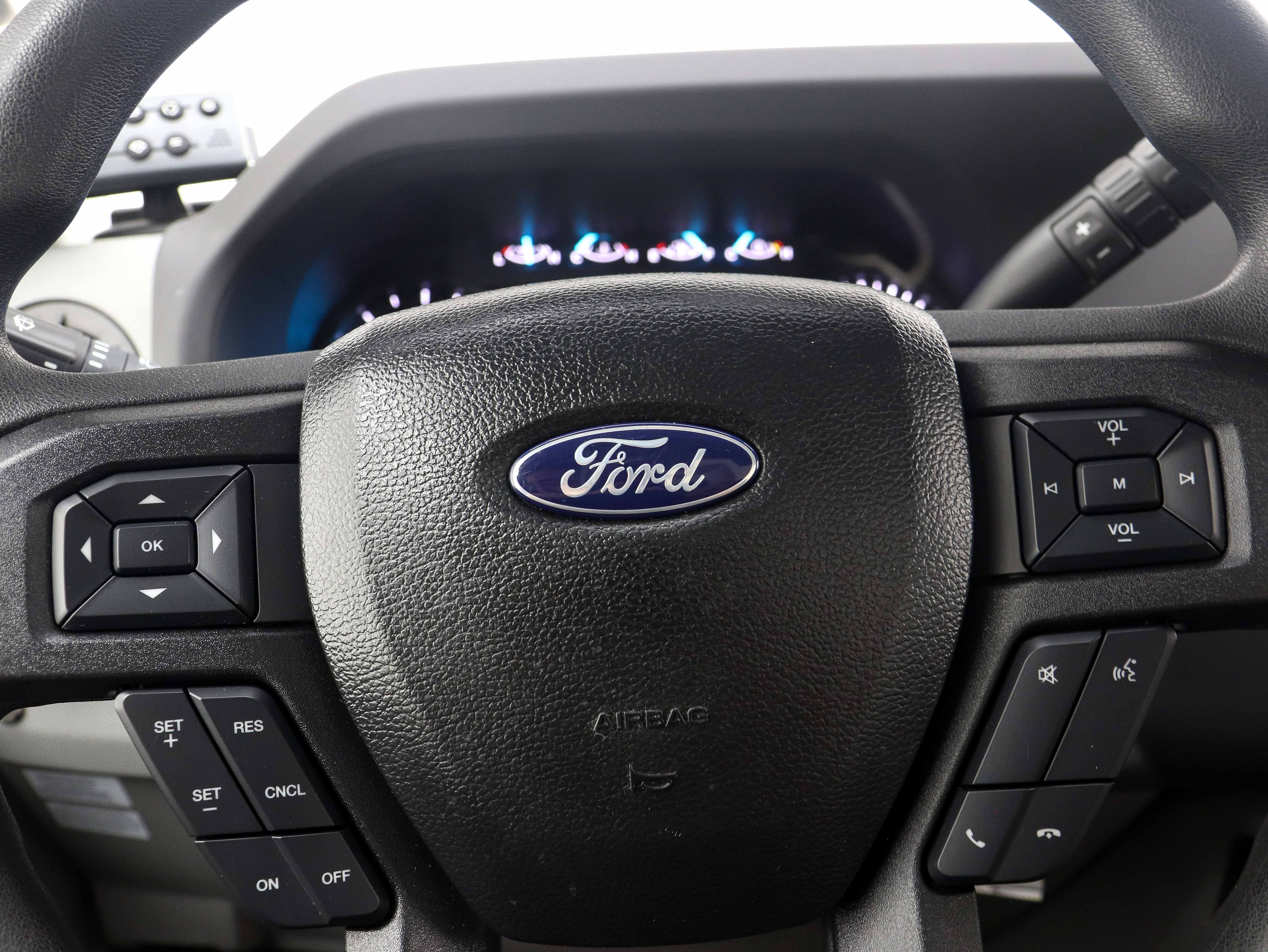 Used 2023 Ford E-350 and Econoline 350 Super Duty w/ Power Windows & Locks Group RWD image 20