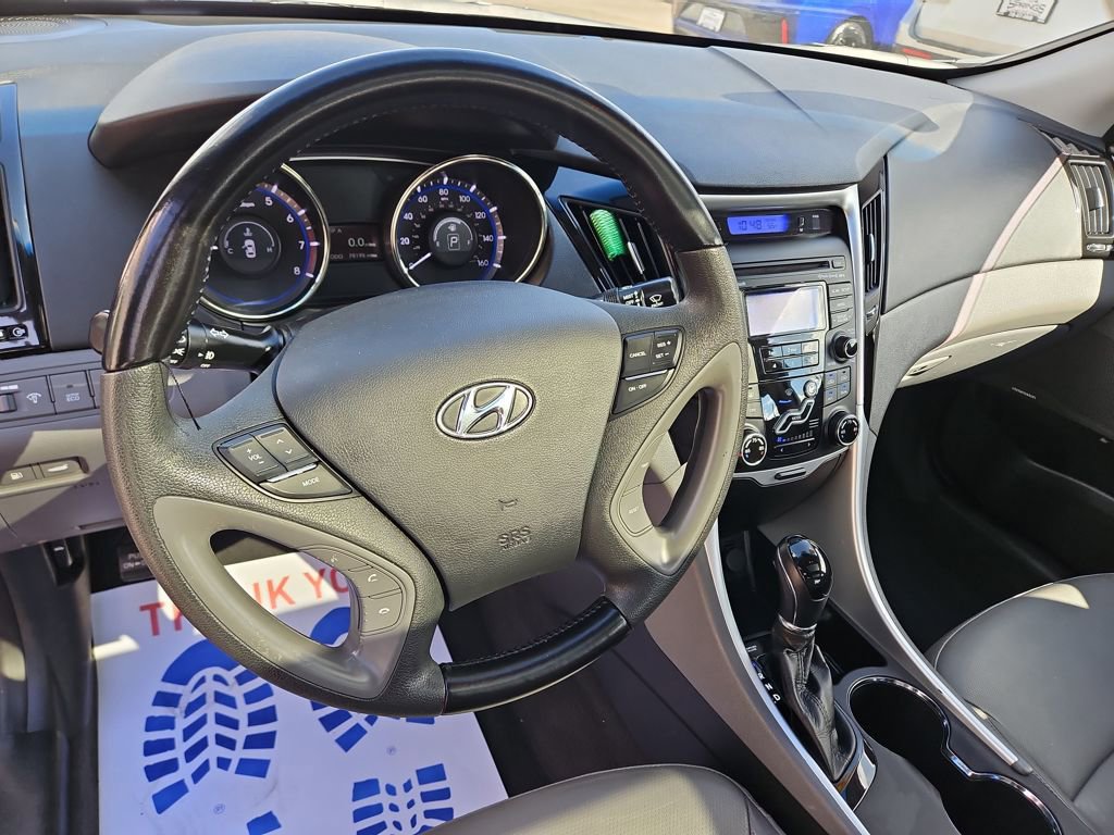 Used 2012 Hyundai Sonata Limited FWD image 11