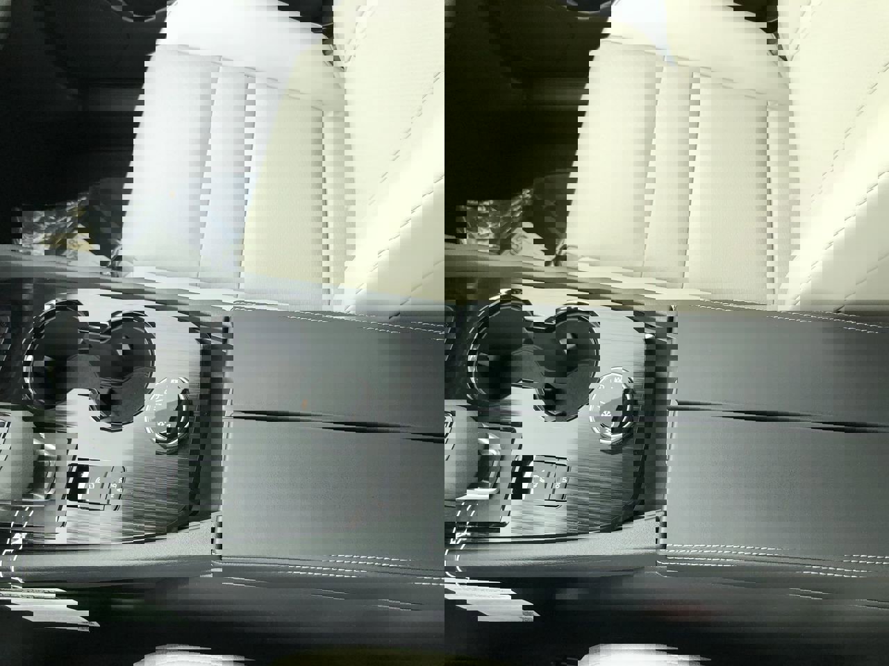 New 2026 Nissan Rogue SV image 33