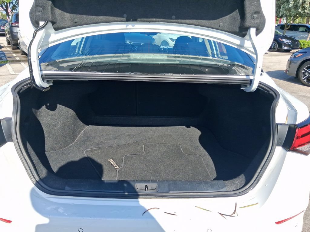 Certified 2024 Nissan Sentra SV FWD image 14