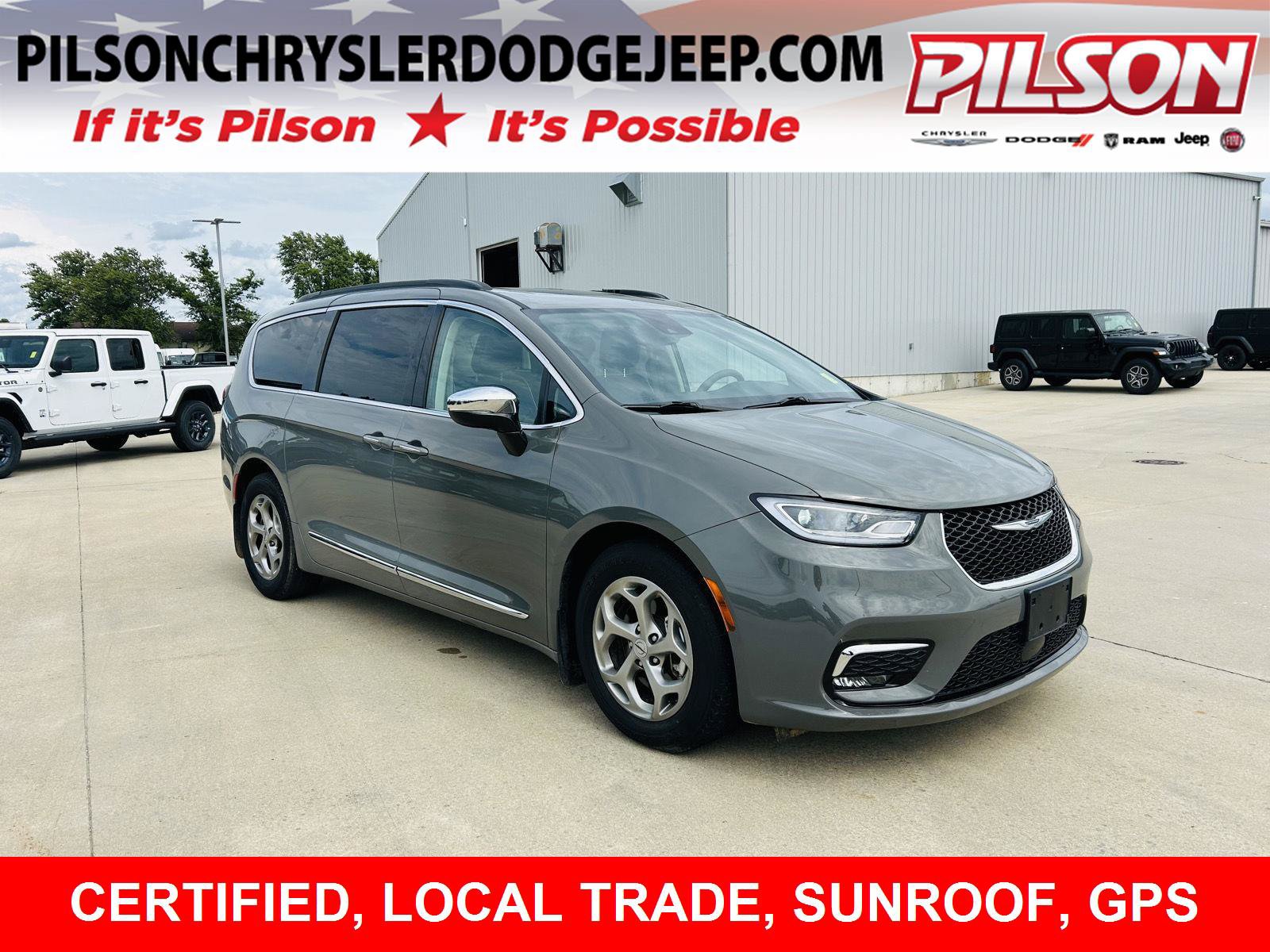 Used 2023 Chrysler Pacifica Limited