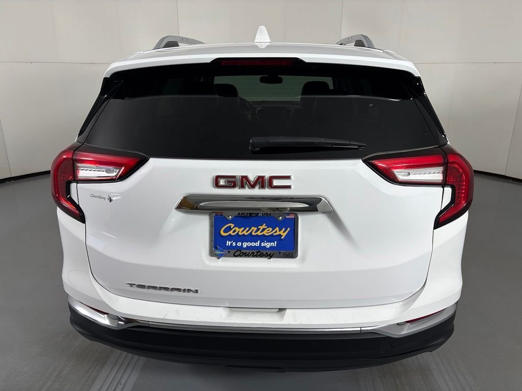 Used 2024 GMC Terrain SLT FWD image 7