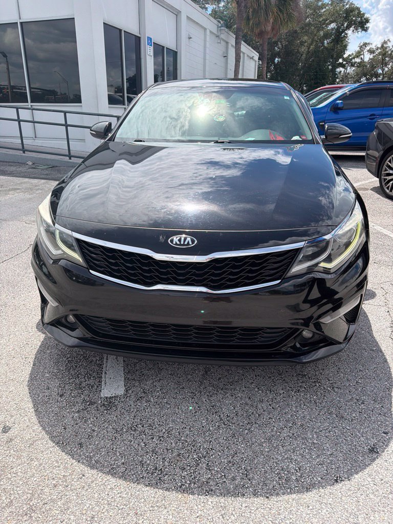 Used 2019 Kia Optima S FWD image 2