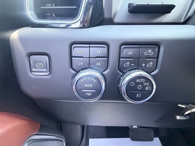 Used 2024 GMC Sierra 2500 Denali Ultimate AWD/4WD image 23