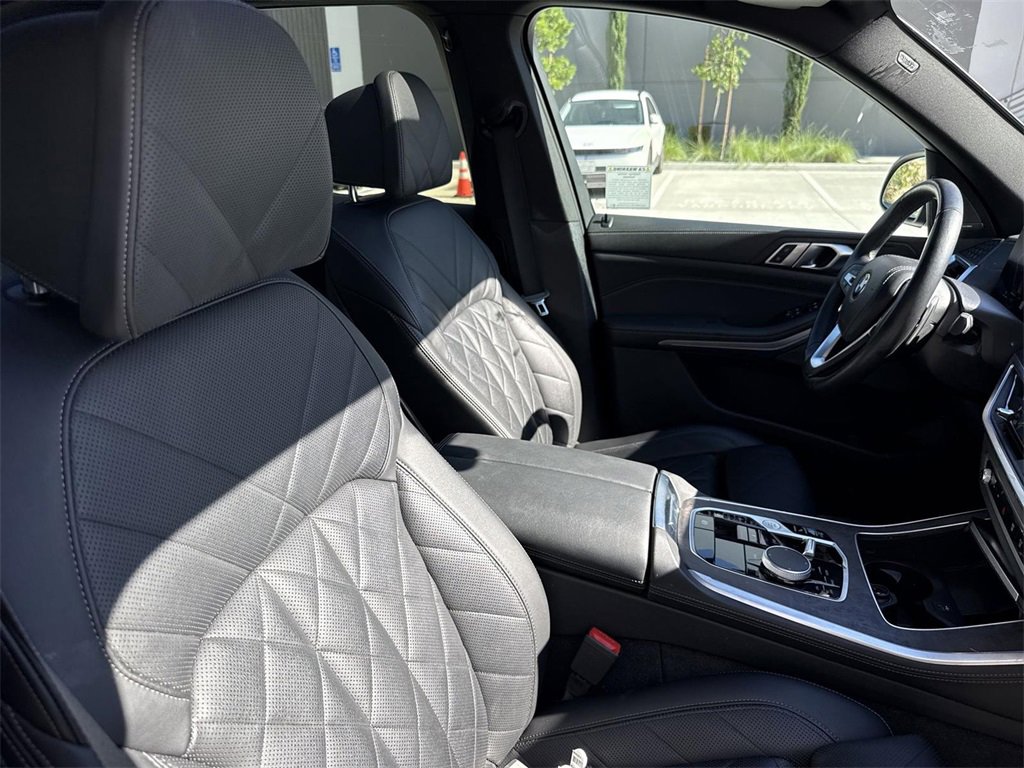 Used 2024 BMW X5 xDrive40i image 28
