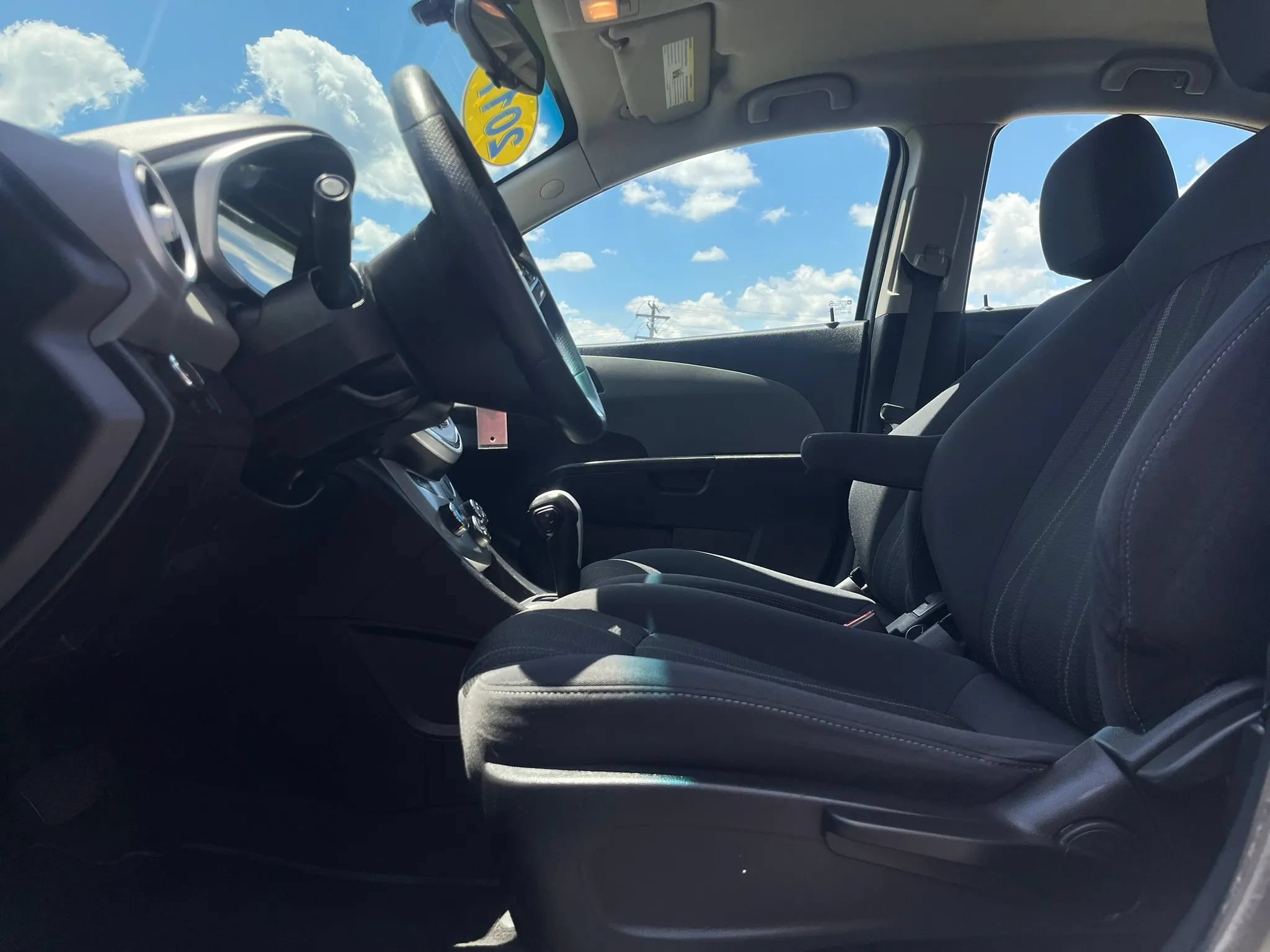 Used 2017 Chevrolet Sonic LT FWD image 10