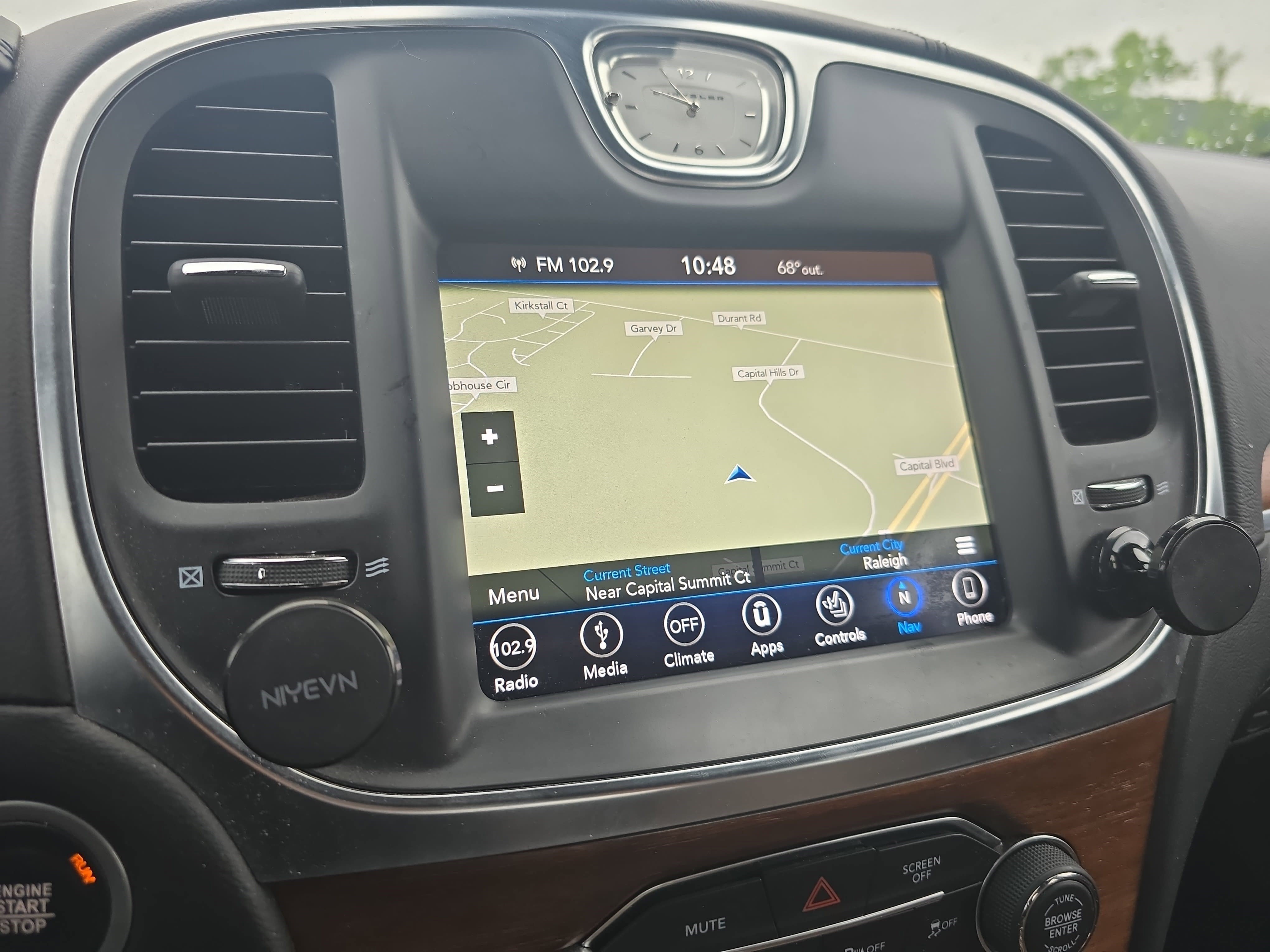 Used 2018 Chrysler 300 C w/ Safetytec Plus Group RWD image 21