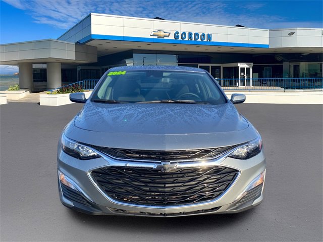 Used 2024 Chevrolet Malibu RS w/ LPO, Floor Liner Package image 2