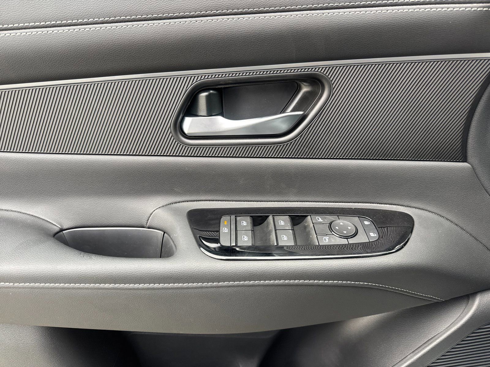 New 2026 Nissan Murano SV image 10