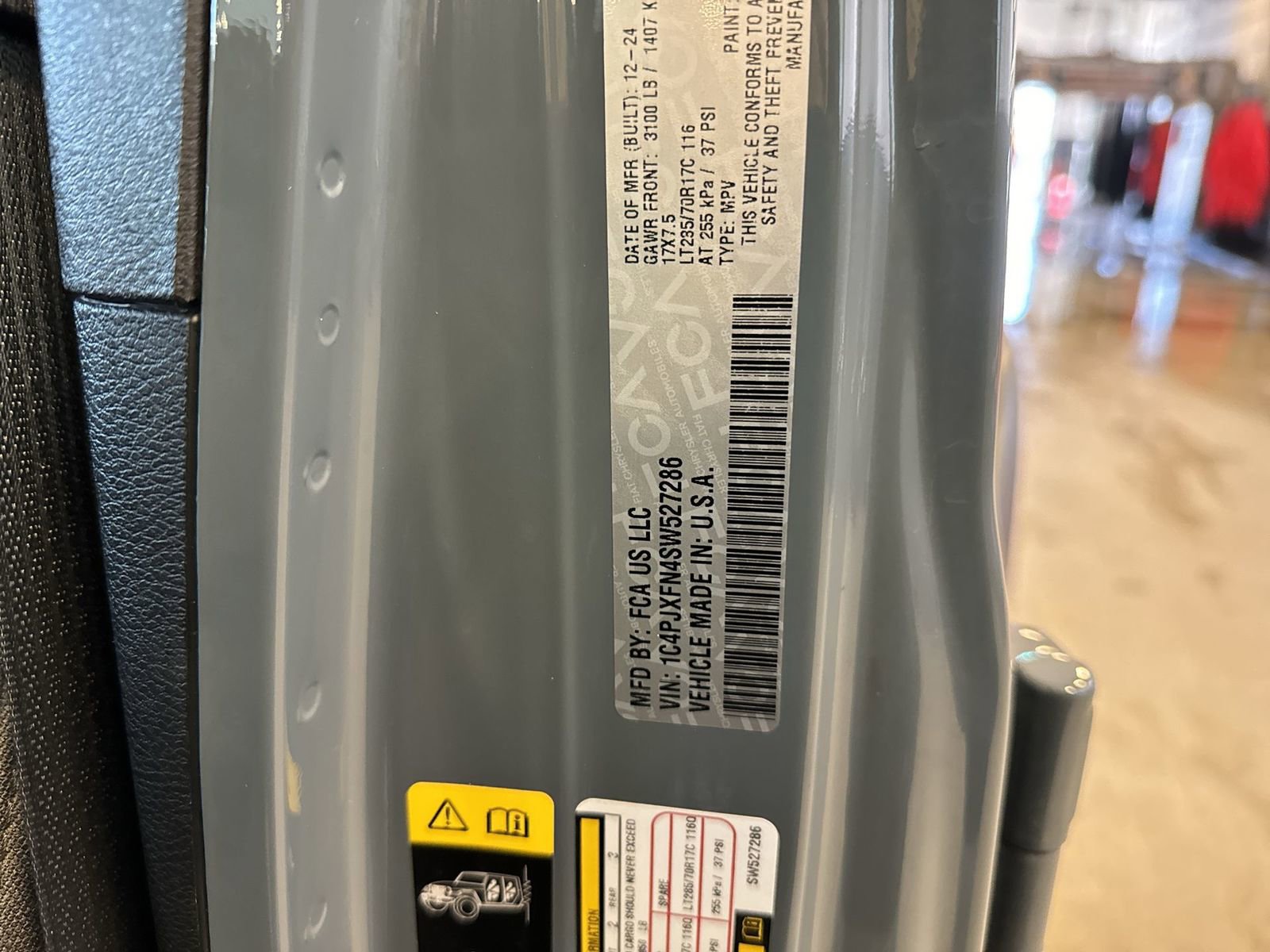 Used 2025 Jeep Wrangler Rubicon image 34