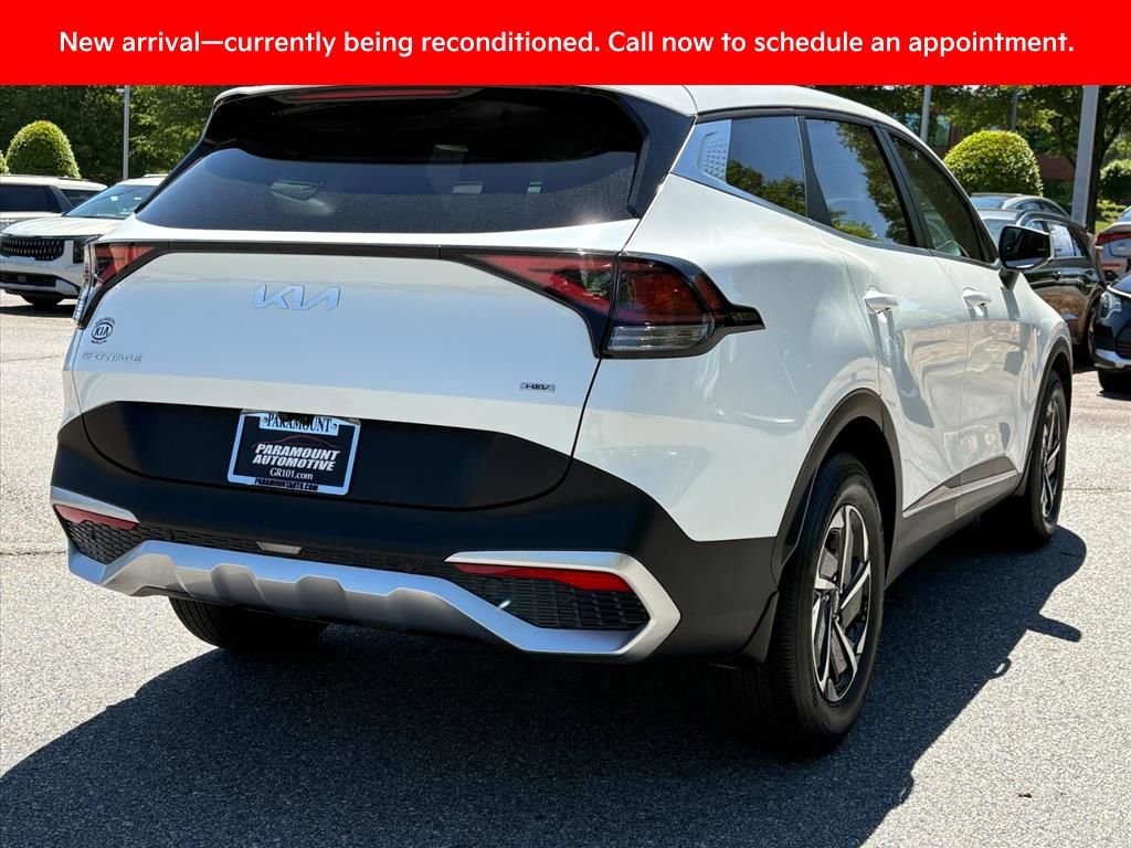 Certified 2025 Kia Sportage LX FWD image 6