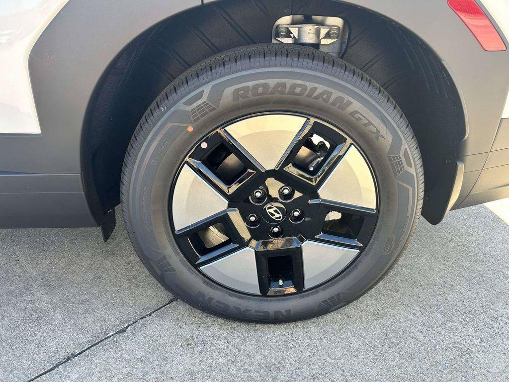 New 2027 Hyundai Santa Fe SEL FWD image 28
