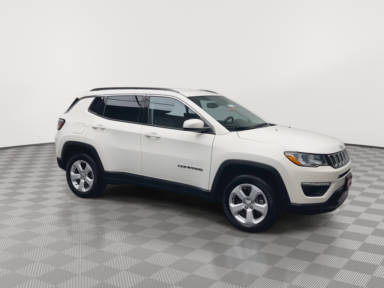 Used 2019 Jeep Compass Latitude w/ Cold Weather Group image 36