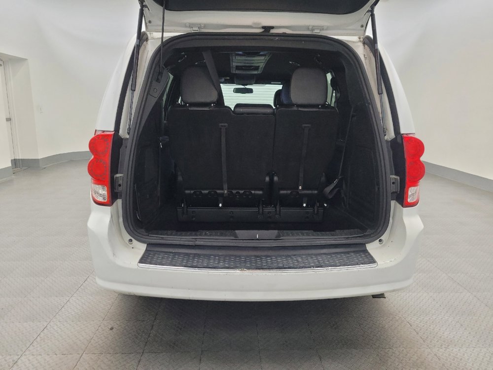 Used 2017 Dodge Grand Caravan GT FWD image 29