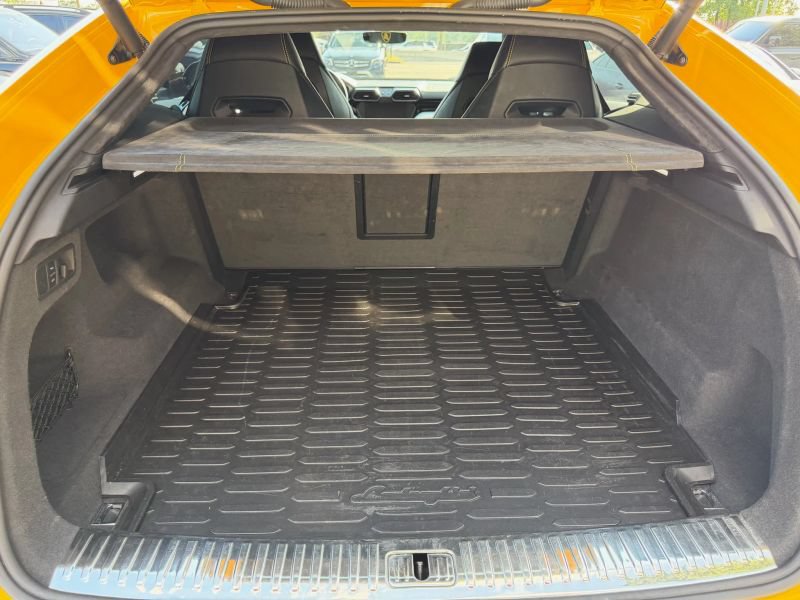 Used 2019 Lamborghini Urus AWD/4WD image 29