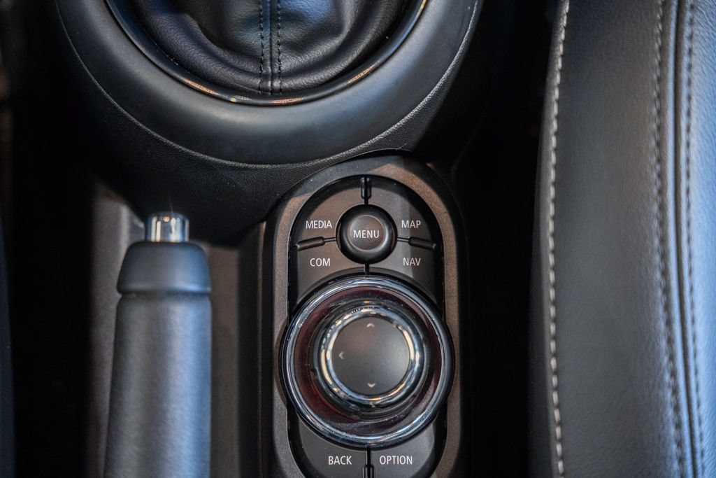 Used 2022 MINI Cooper S w/ Premium Package FWD image 22