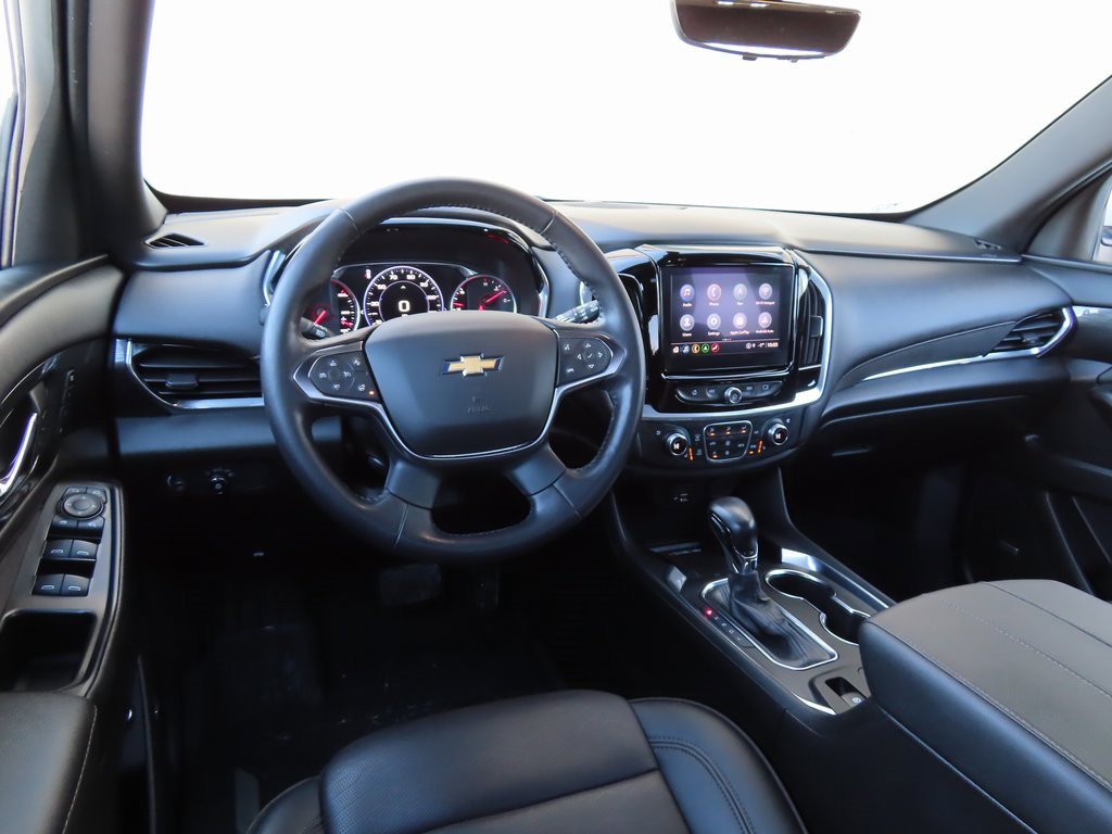 Certified 2022 Chevrolet Traverse High Country w/ LPO, Floor Liner Package image 4