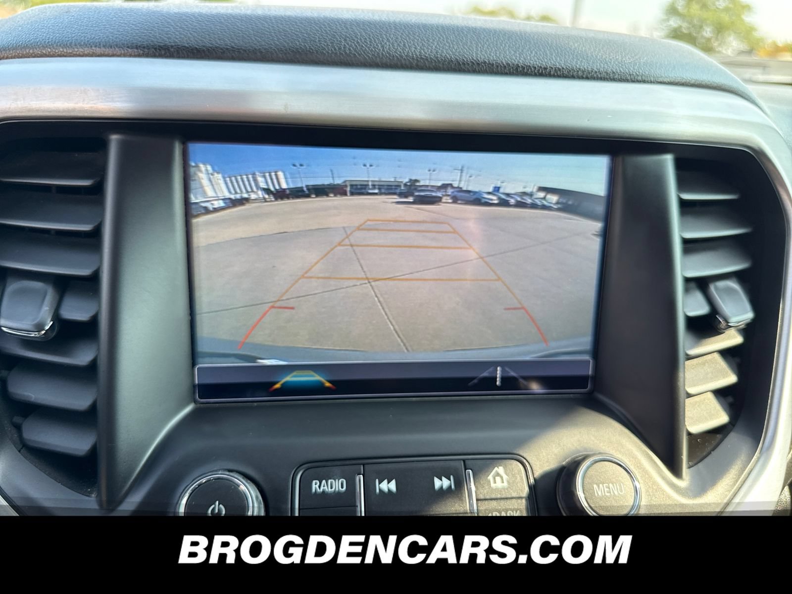 Used 2019 GMC Acadia SLT FWD image 8