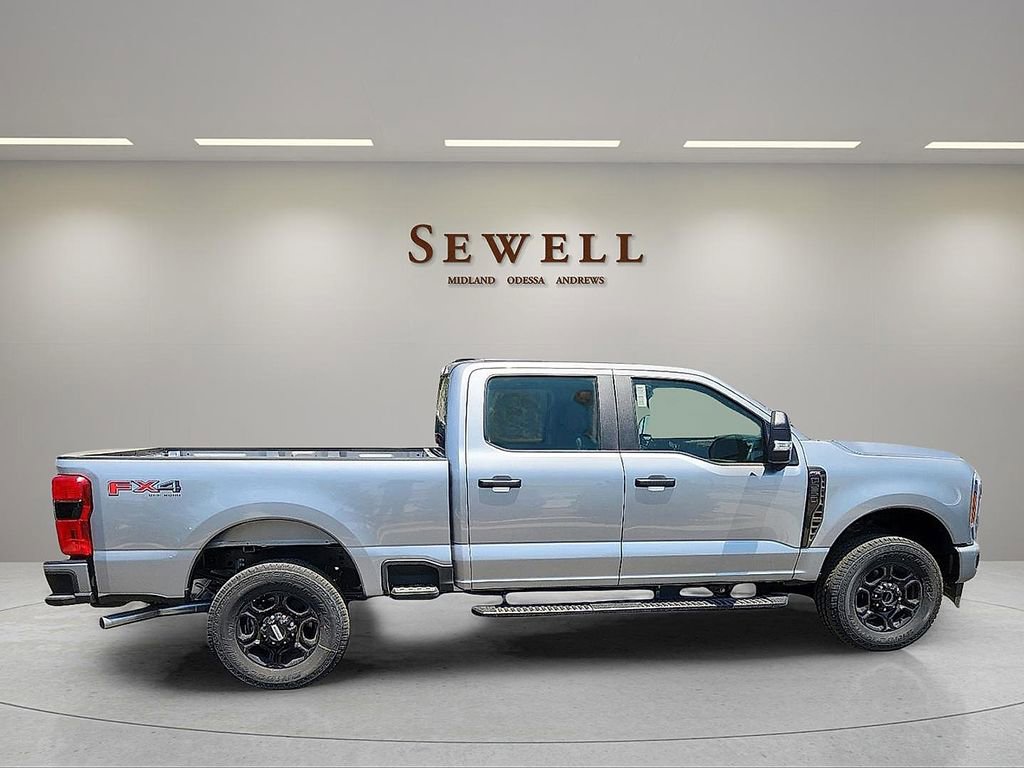 Used 2023 Ford F250 XL w/ STX Appearance Package AWD/4WD image 6