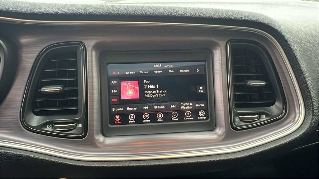 Used 2018 Dodge Challenger R/T image 31