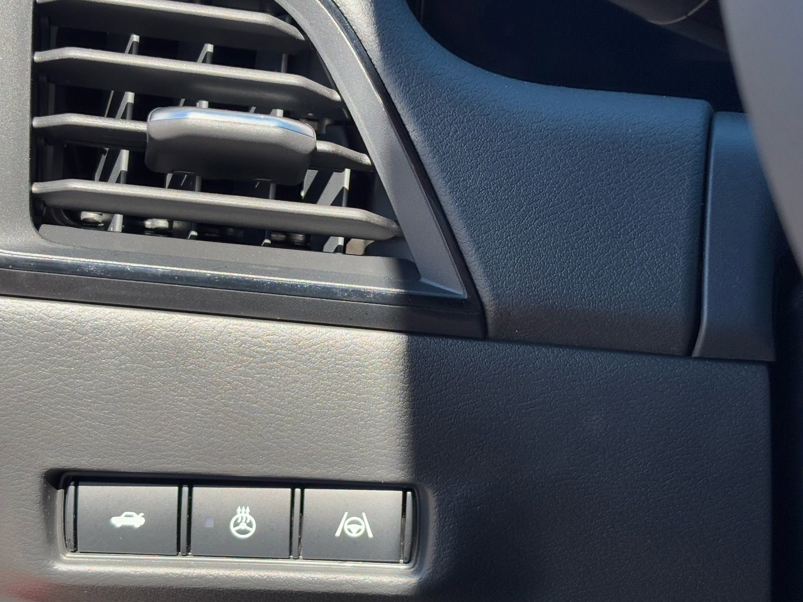 New 2026 Nissan Sentra SR w/ SR Premium Package image 27