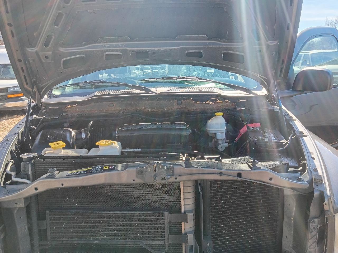 Used 2004 Dodge Ram 1500 Truck SLT image 28