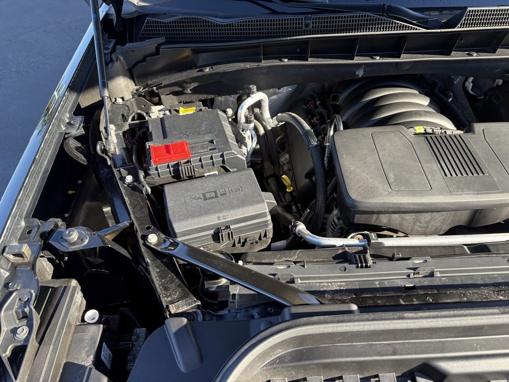 Used 2023 GMC Sierra 1500 Elevation w/ LPO, Elevation Black Package image 39