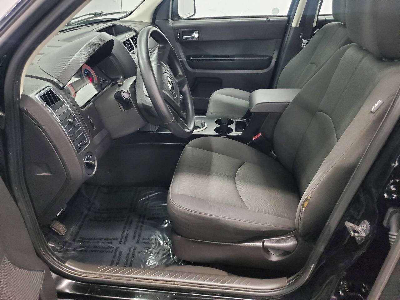 Used 2010 MAZDA Tribute i Sport FWD image 9