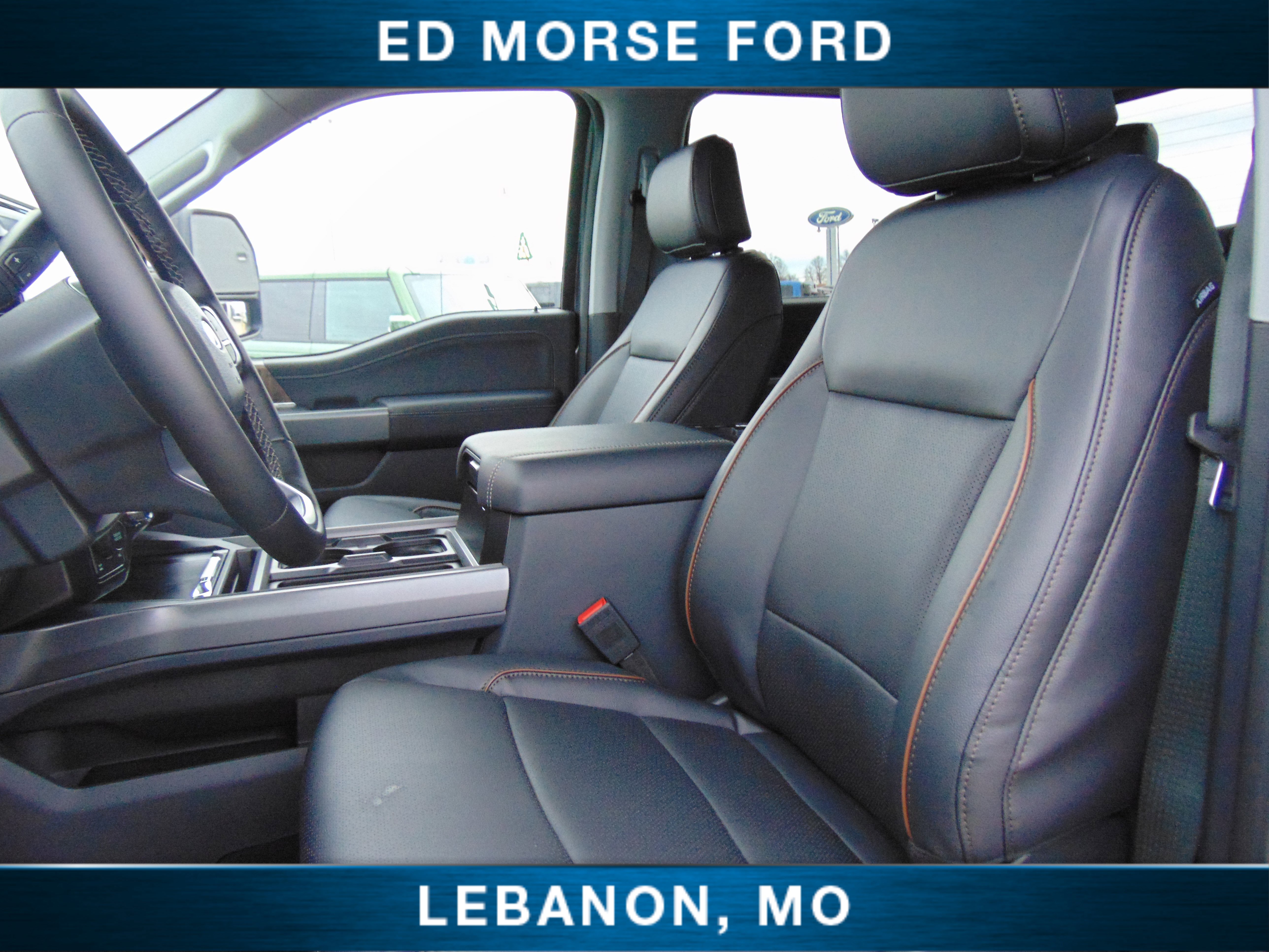 New 2026 Ford F250 Lariat w/ Black Appearance Package image 11