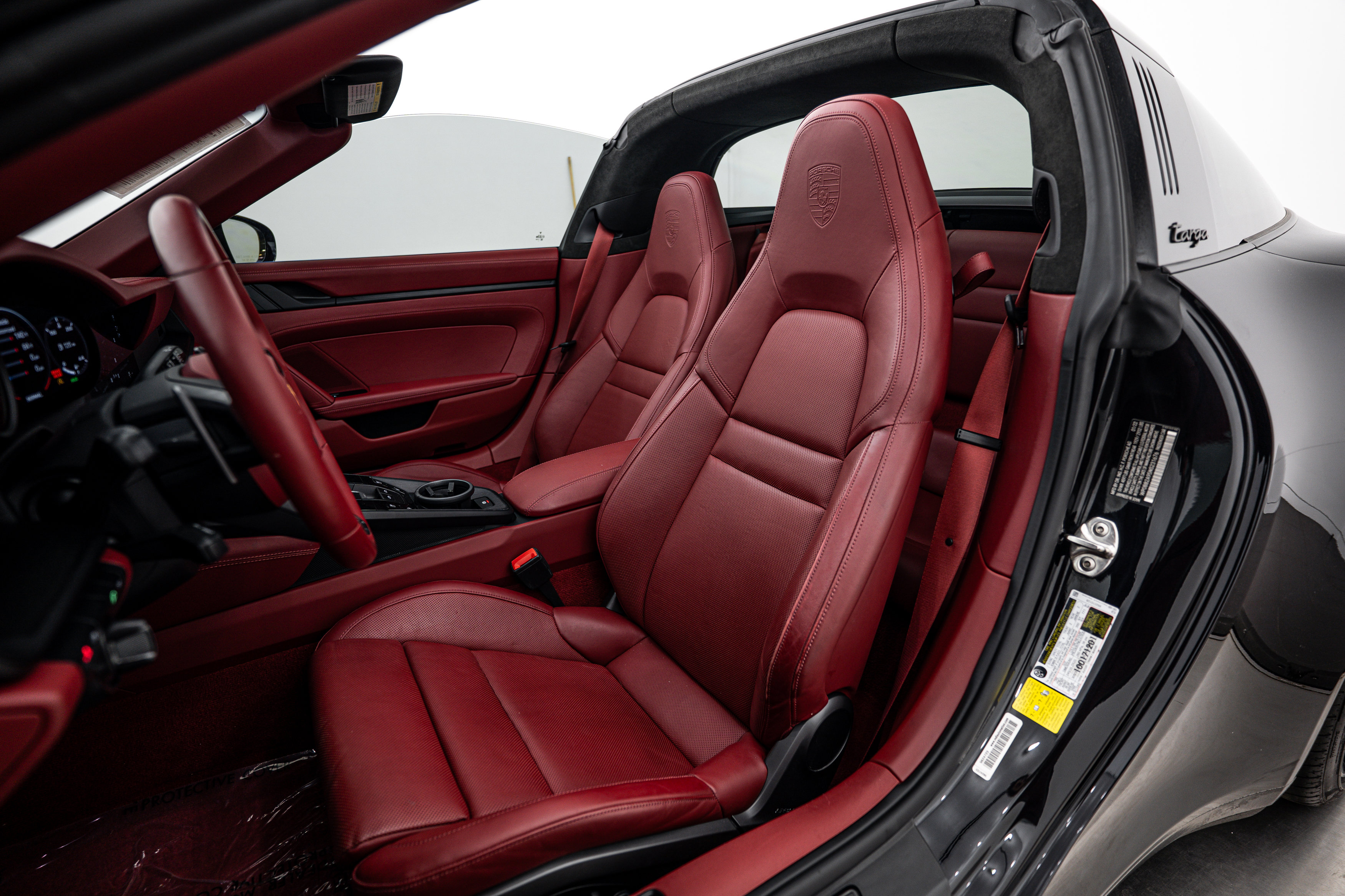Certified 2022 Porsche 911 Targa 4 GTS AWD/4WD image 5