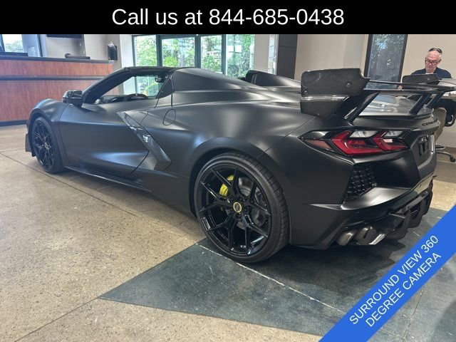 Used 2022 Chevrolet Corvette Stingray Premium Conv w/ Z51 Performance Package RWD image 4