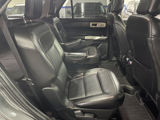 Certified 2022 Ford Explorer Limited w/ Limited Technology Package AWD/4WD image 22