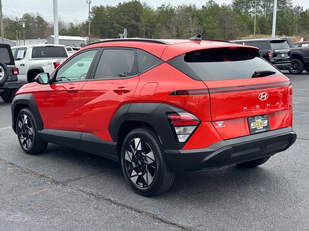 Used 2025 Hyundai Kona SEL image 5