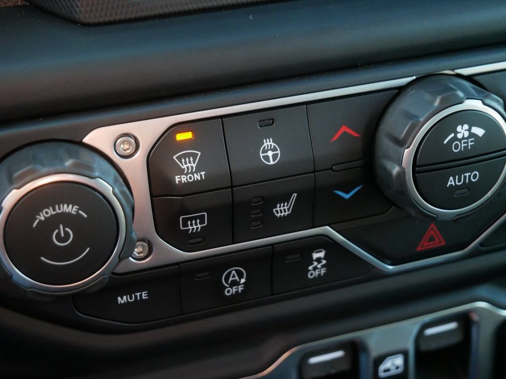Used 2021 Jeep Gladiator Sport AWD/4WD image 28