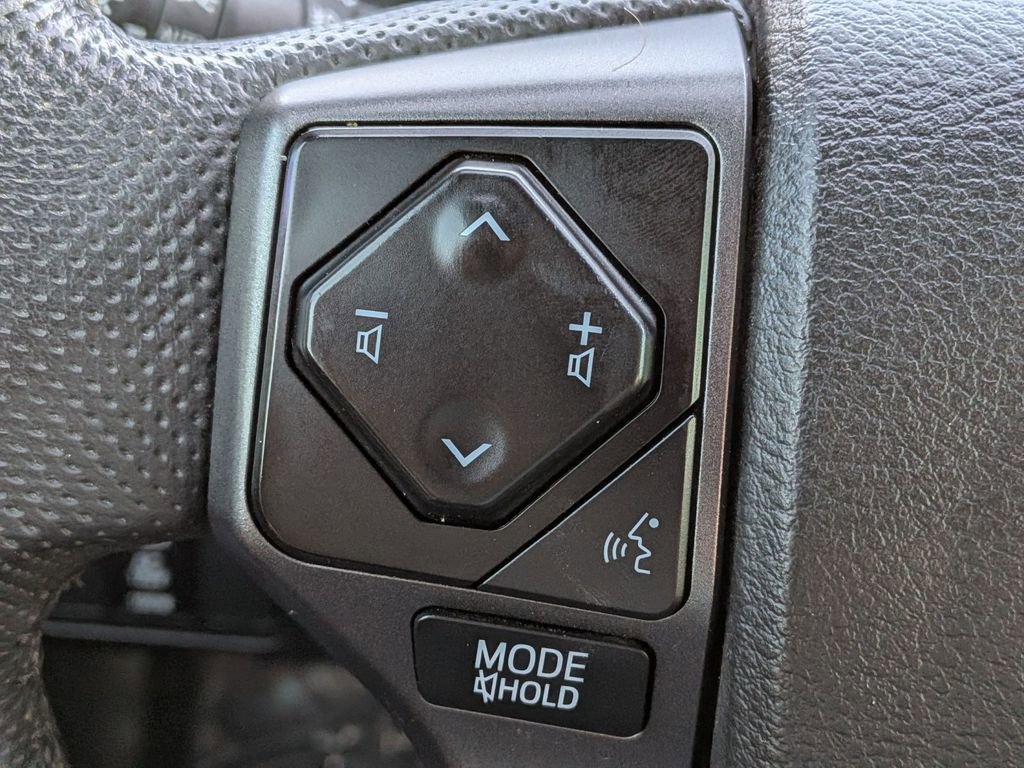 Used 2023 Toyota Tacoma TRD Off-Road w/ Technology Package AWD/4WD image 20