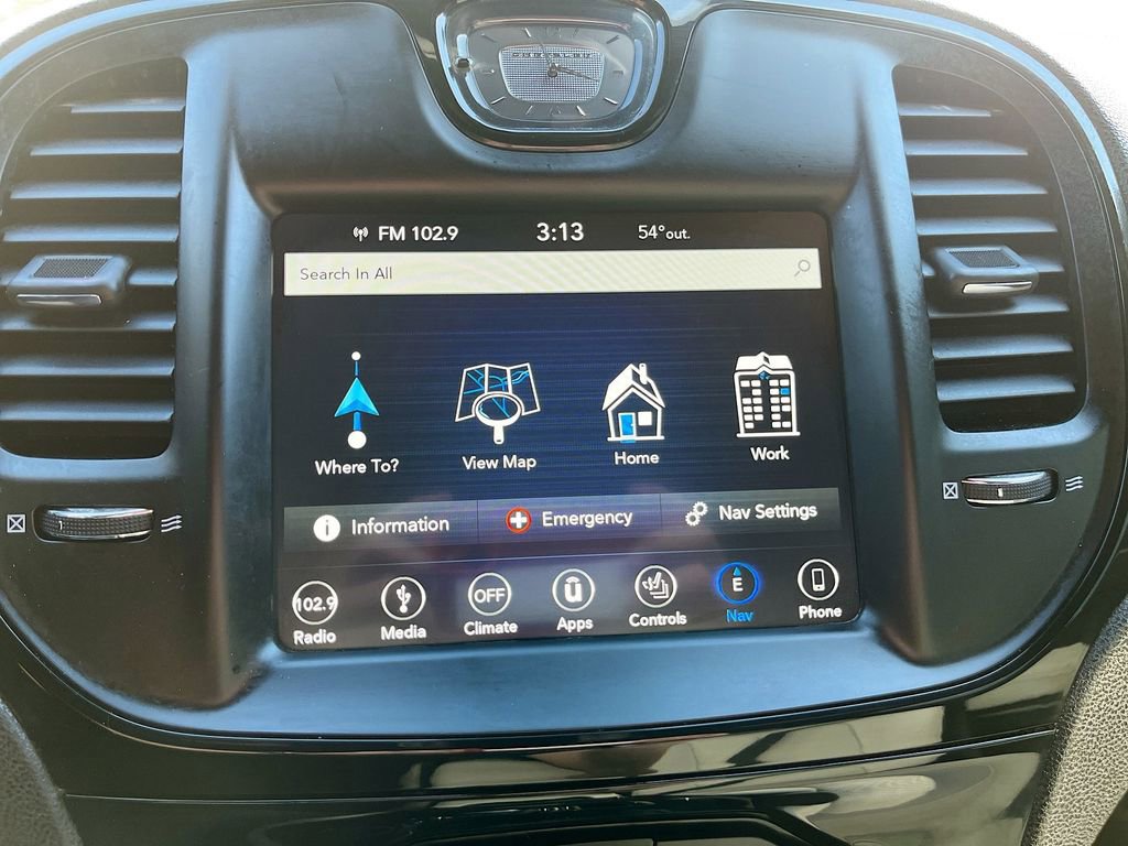 Used 2019 Chrysler 300 S w/ Safetytec Plus Group image 13