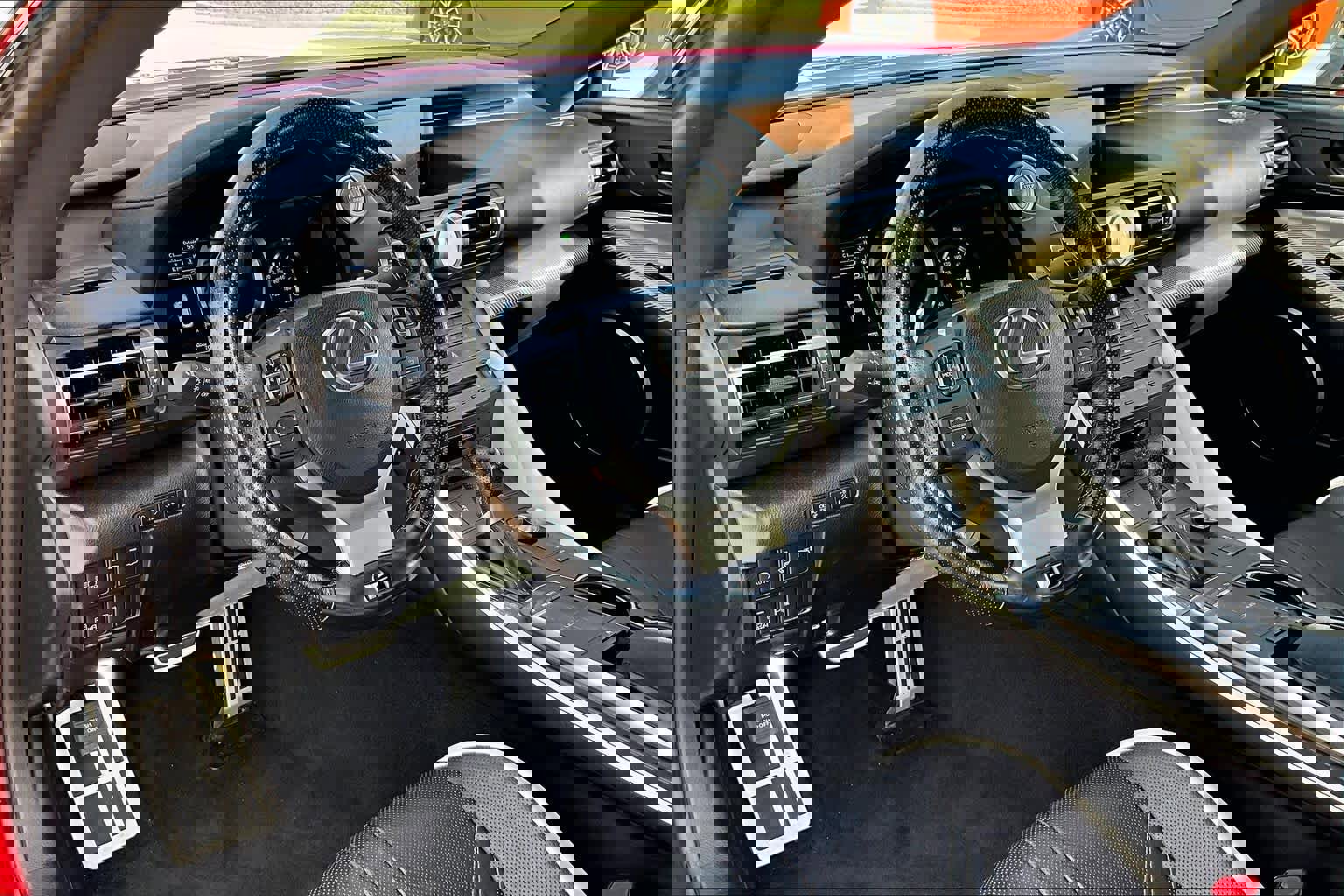 Certified 2020 Lexus RC F w/ Premium Package image 17