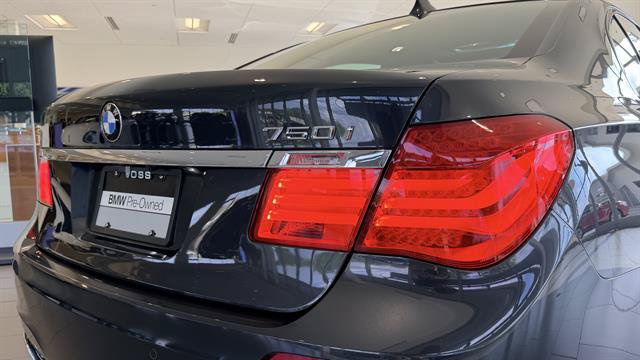 Used 2012 BMW 750i RWD image 27