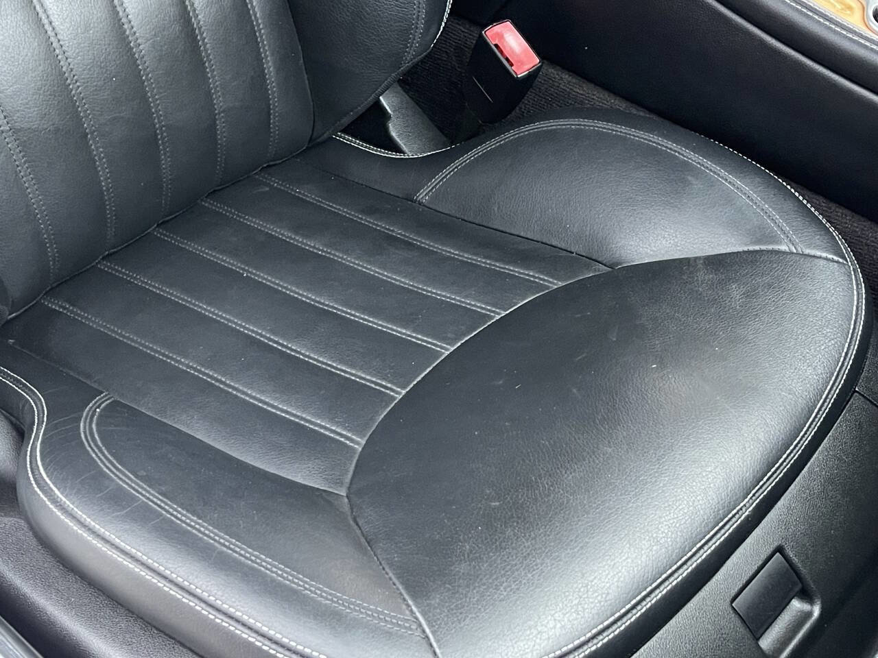 Used 2011 Mercedes-Benz SL 550 image 49