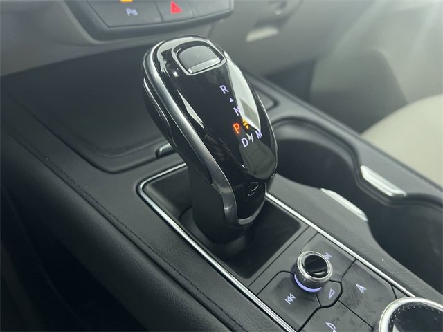 Certified 2022 Cadillac XT4 Luxury image 16