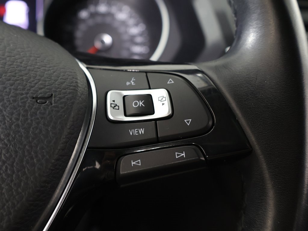 Used 2019 Volkswagen Tiguan SE w/ Panoramic Sunroof Package image 42