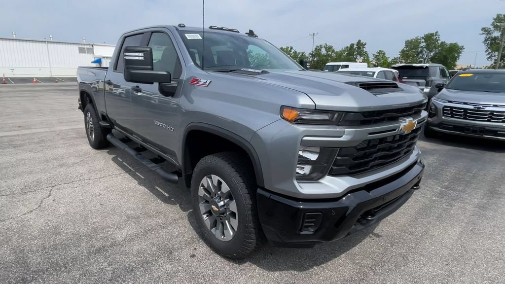 New 2026 Chevrolet Silverado 2500 Custom w/ Custom Value Package AWD/4WD image 4
