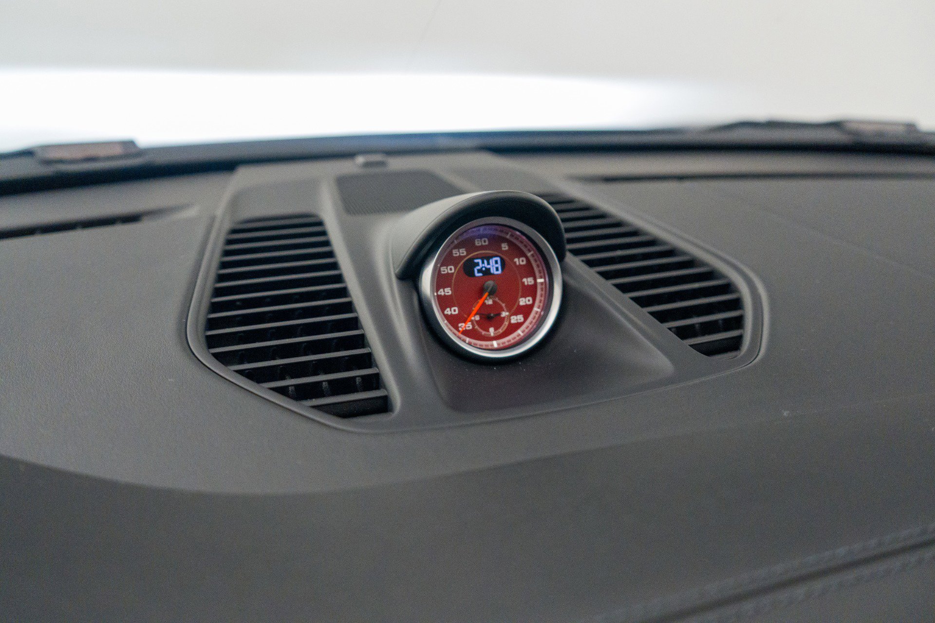 Used 2019 Porsche 911 Turbo w/ Light Design Package image 28