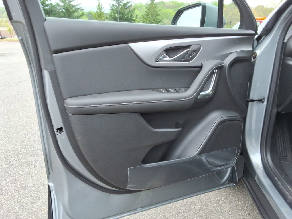 New 2026 Chevrolet Blazer LT FWD image 19