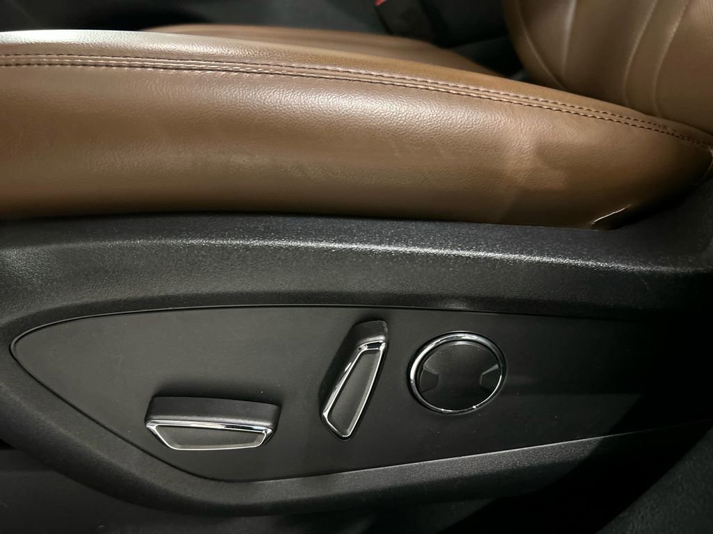 Certified 2022 Lincoln Nautilus Reserve AWD/4WD image 11