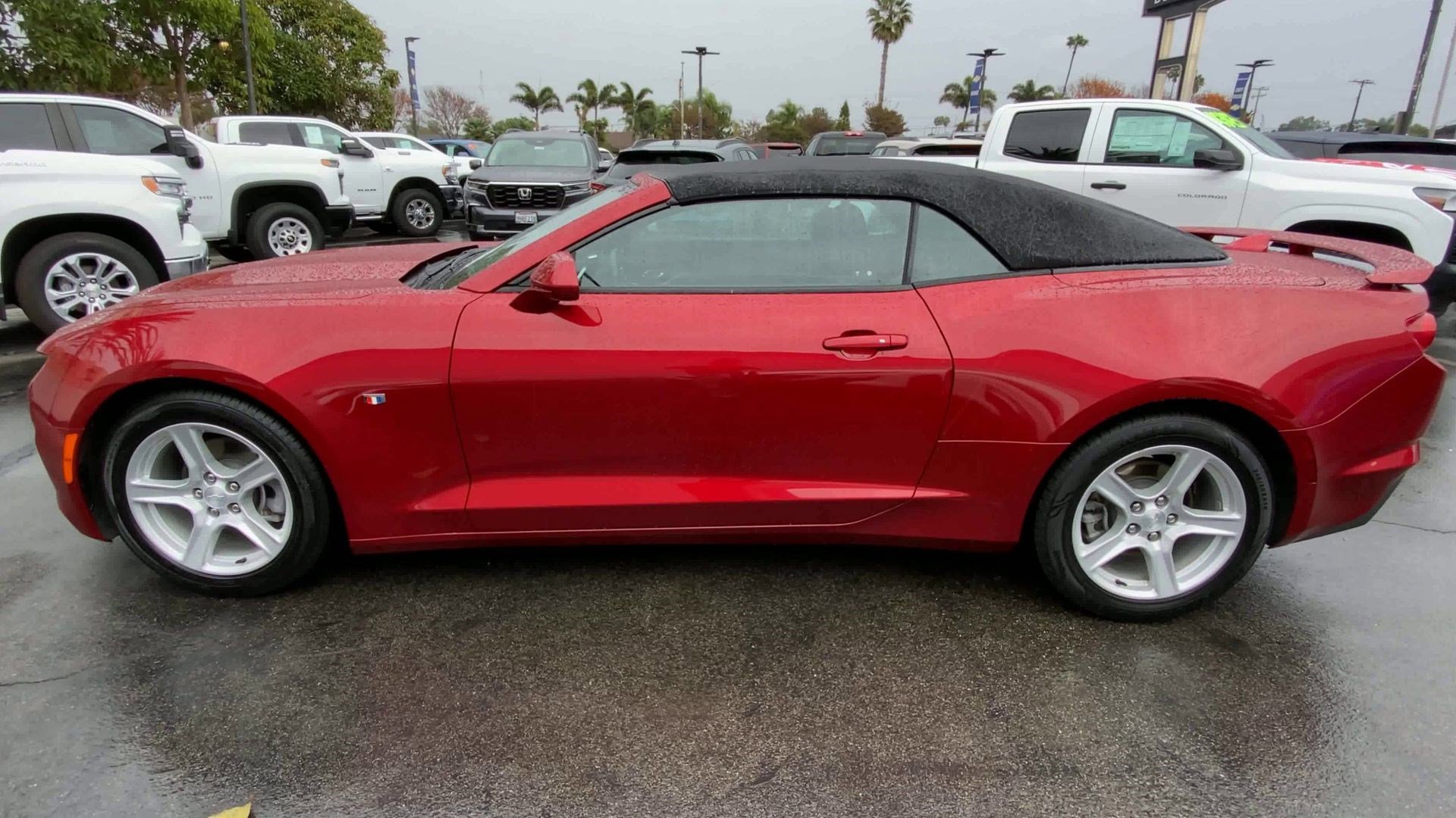 Used 2023 Chevrolet Camaro LT image 9