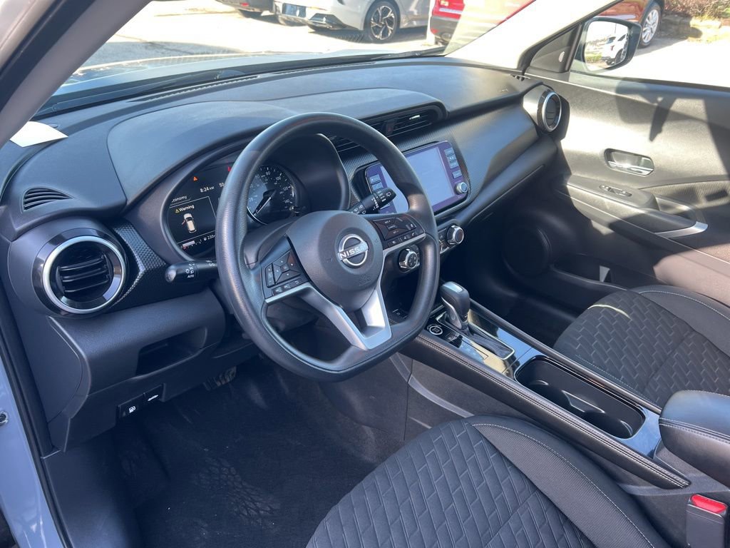 Certified 2023 Nissan Kicks SV FWD image 6