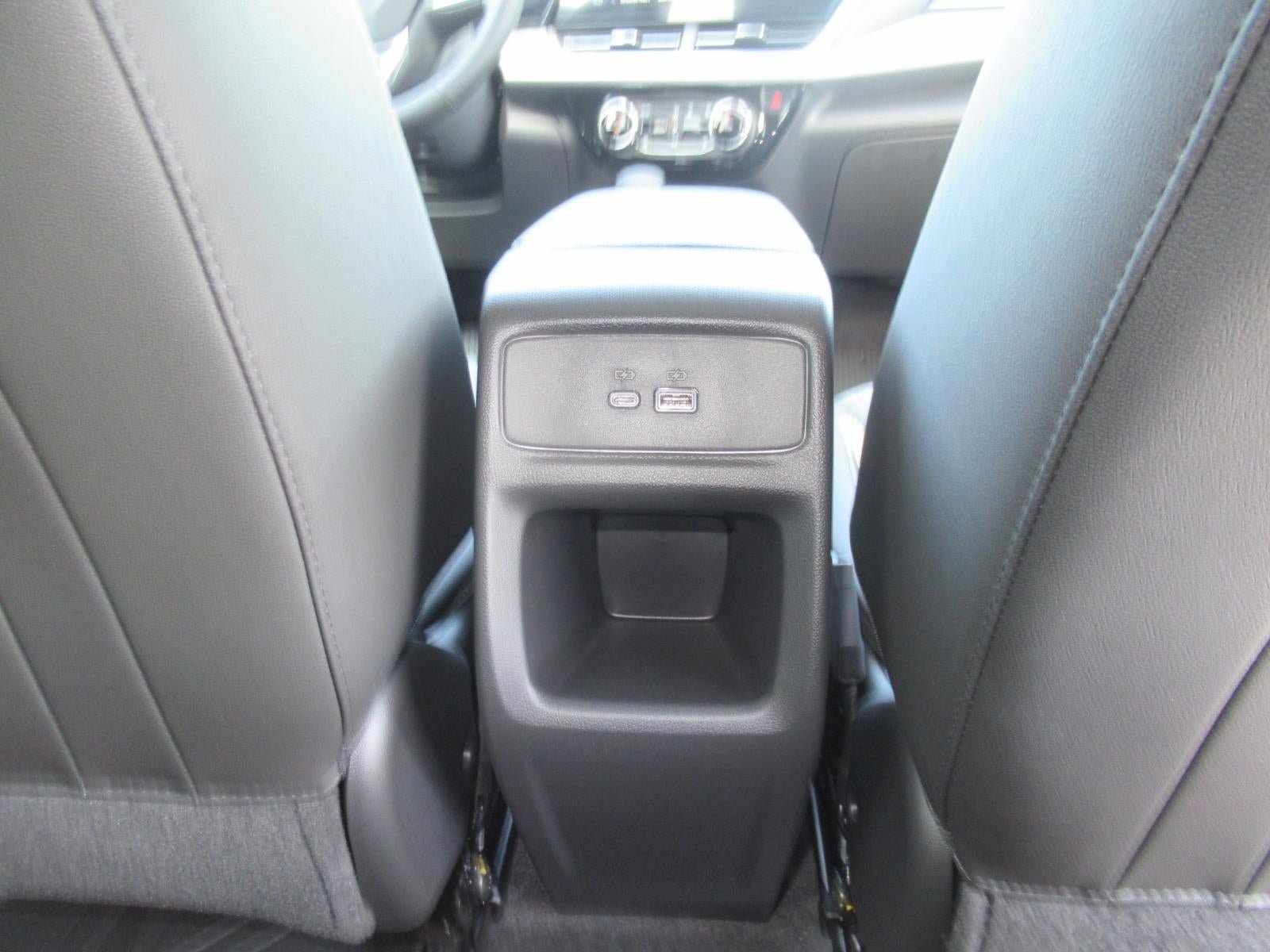 New 2026 Chevrolet Trax LT w/ Driver Confidence Package FWD image 31