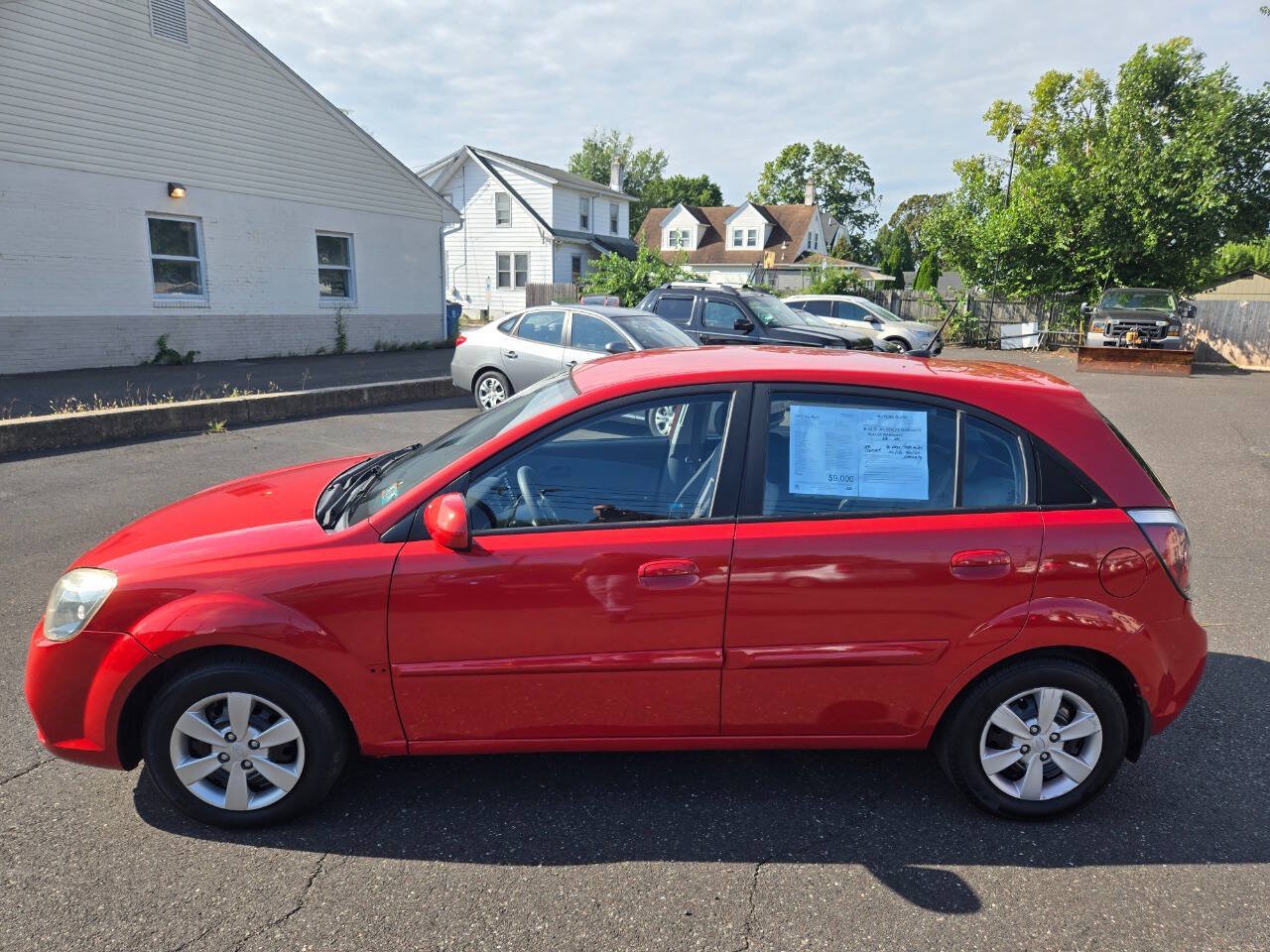 Used 2010 Kia Rio5 FWD image 9