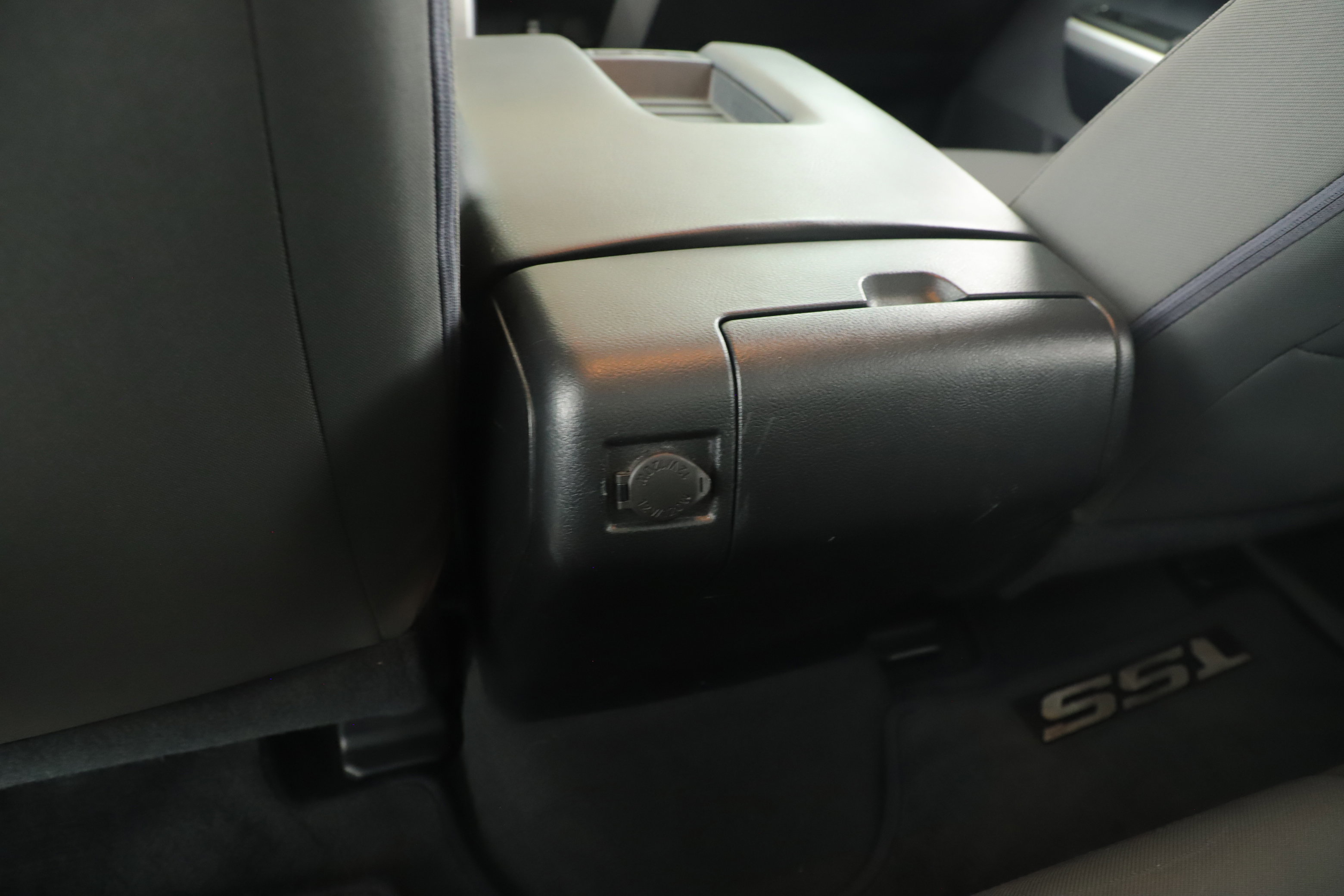 Used 2014 Toyota Tundra SR5 image 24